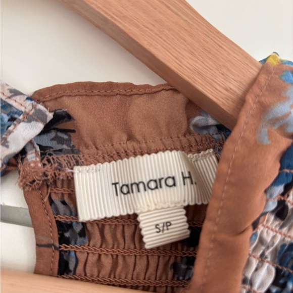 Tamara H. Brown Floral Top - Picture 3 of 3